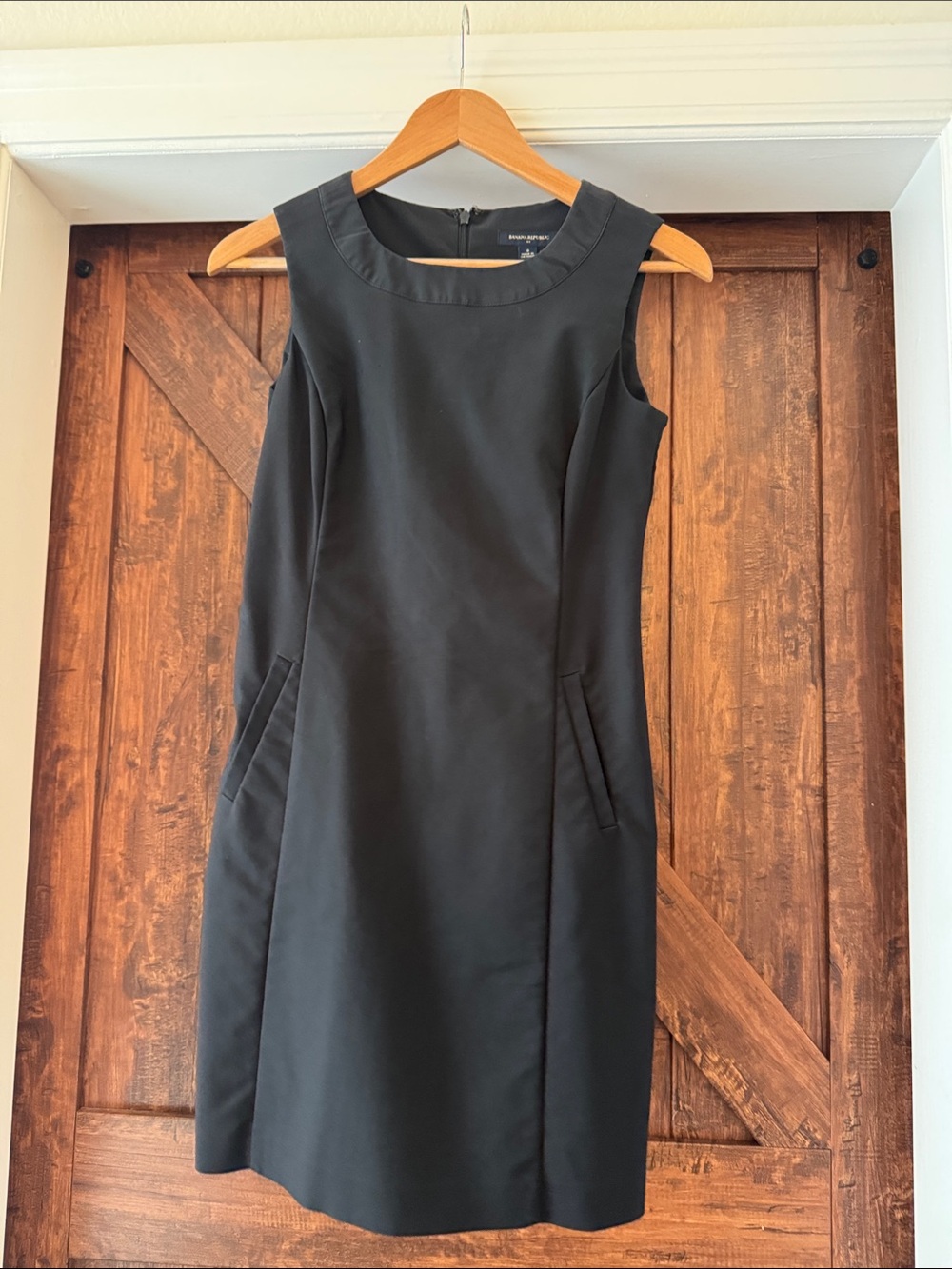 Banana Republic Black Sleeveless Sheath Dress with Subtle Seams